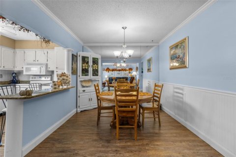 Condo in Saint Petersburg, Florida, 2 bedrooms  № 1437836 - photo 13