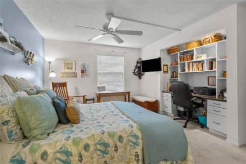 Condo in Saint Petersburg, Florida, 2 bedrooms  № 1437836 - photo 23