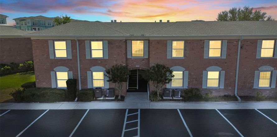 Condo in Saint Petersburg, Florida, 2 bedrooms  № 1437836