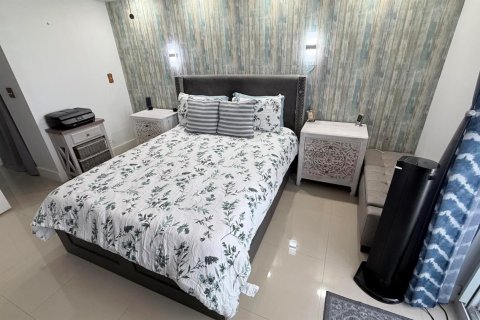Купить кондоминиум в Майами, Флорида 3 комнаты, 63.64м2, № 2086095 - фото 9