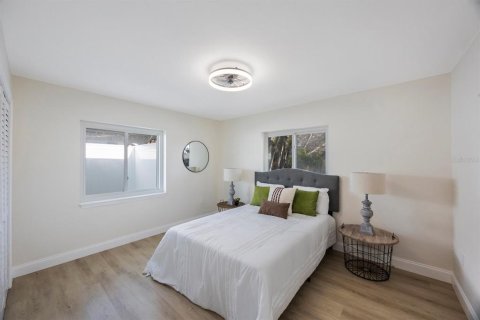 Casa en venta en Saint Pete Beach, Florida, 4 dormitorios, 160.63 m2 № 2233418 - foto 21