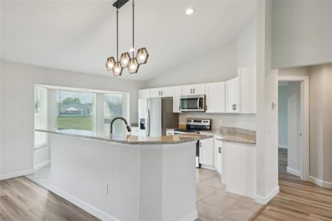 House in Bushnell, Florida 3 bedrooms, 162.11 sq.m. № 1598288 - photo 4