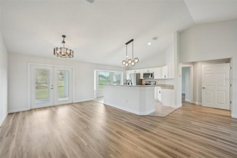 House in Bushnell, Florida 3 bedrooms, 162.11 sq.m. № 1598288 - photo 3