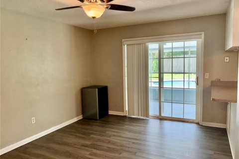 House in Orlando, Florida 3 bedrooms, 129.04 sq.m. № 1840394 - photo 17