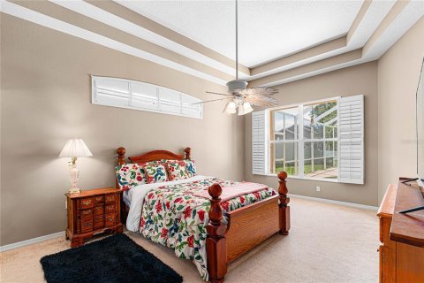House in Brandon, Florida 4 bedrooms, 311.78 sq.m. № 1869023 - photo 21