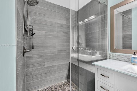Купить кондоминиум в Форт-Лодердейл, Флорида 1 спальня, 81.57м2, № 2089541 - фото 27