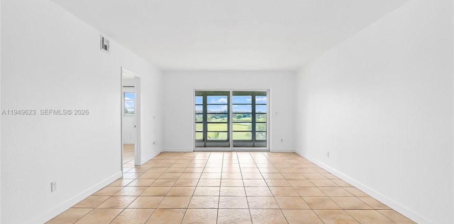 Condominio en Davie, Florida, 2 dormitorios  № 2062690