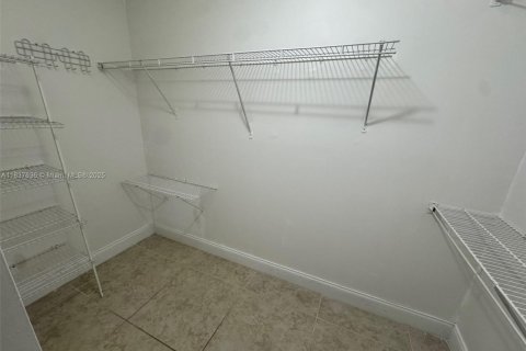 Condo in Coconut Creek, Florida, 2 bedrooms  № 1978720 - photo 18