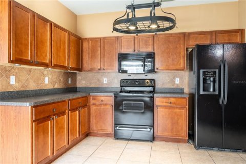 Villa ou maison à vendre à Brooksville, Floride: 2 chambres, 134.8 m2 № 2198499 - photo 13