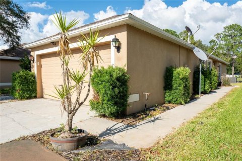 Villa ou maison à vendre à Brooksville, Floride: 2 chambres, 134.8 m2 № 2198499 - photo 3