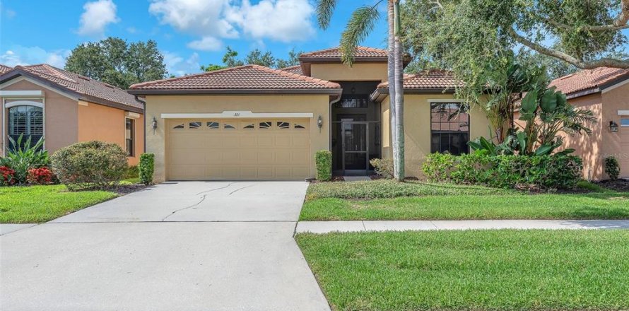 House in Apollo Beach, Florida 3 bedrooms, 215.53 sq.m. № 1824436