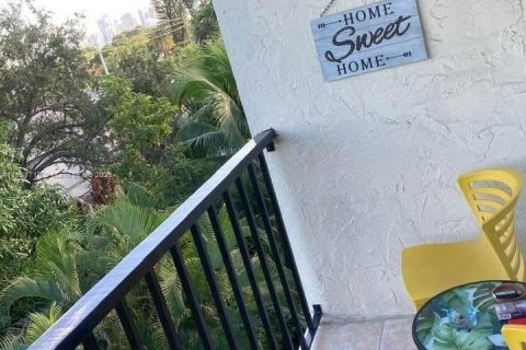 Купить кондоминиум в Майами, Флорида 2 спальни, 77.2м2, № 1957444 - фото 17