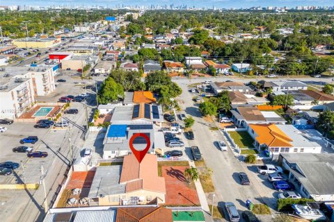 Купить виллу или дом в Майами, Флорида 3 спальни, 127.93м2, № 1976289 - фото 28