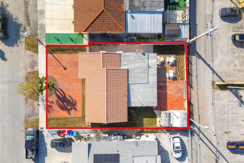 Купить виллу или дом в Майами, Флорида 3 спальни, 127.93м2, № 1976289 - фото 30