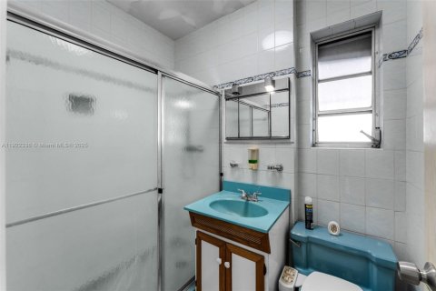 Купить виллу или дом в Майами, Флорида 3 спальни, 127.93м2, № 1976289 - фото 14