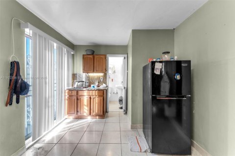 Купить виллу или дом в Майами, Флорида 3 спальни, 127.93м2, № 1976289 - фото 17