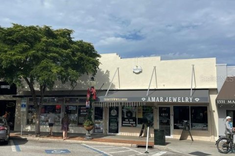 Commercial property in Sarasota, Florida 278.71 sq.m. № 2370874
