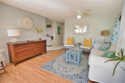 House in Englewood, Florida 2 bedrooms, 81.75 sq.m. № 1531995 - photo 8