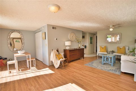 House in Englewood, Florida 2 bedrooms, 81.75 sq.m. № 1531995 - photo 7