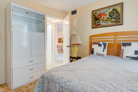 Condominio en venta en Sunrise, Florida, 2 dormitorios, 78.97 m2 № 2249325 - foto 15