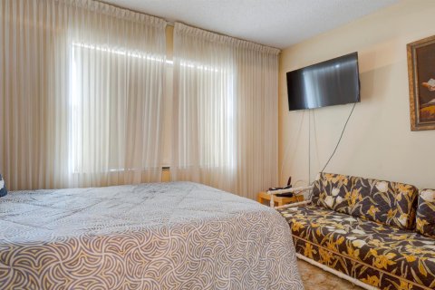 Condominio en venta en Sunrise, Florida, 2 dormitorios, 78.97 m2 № 2249325 - foto 13