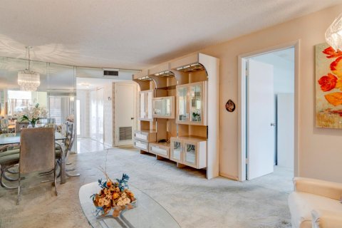 Condominio en venta en Sunrise, Florida, 2 dormitorios, 78.97 m2 № 2249325 - foto 10