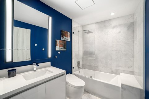 Copropriété à vendre à Miami Beach, Floride: 5 chambres, 310.94 m2 № 1860970 - photo 23