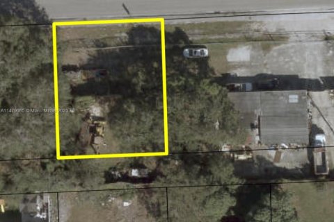 Villa ou maison à vendre à Miami, Floride: 1 chambre, 45.43 m2 № 1940858 - photo 3