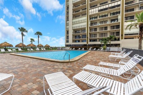 Condo in Clearwater, Florida, 2 bedrooms  № 1917272 - photo 8