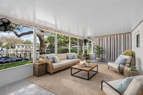 Adosado en venta en Saint Petersburg, Florida, 3 dormitorios, 146.97 m2 № 2142243 - foto 24