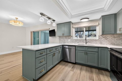 Adosado en venta en Saint Petersburg, Florida, 3 dormitorios, 146.97 m2 № 2142243 - foto 13
