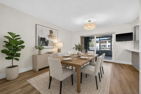 Adosado en venta en Saint Petersburg, Florida, 3 dormitorios, 146.97 m2 № 2142243 - foto 5