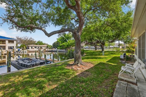 Adosado en venta en Saint Petersburg, Florida, 3 dormitorios, 146.97 m2 № 2142243 - foto 27