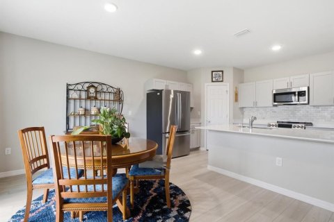 Купить виллу или дом в Уэсли-Чепел, Флорида 3 комнаты, 189.43м2, № 2206873 - фото 8
