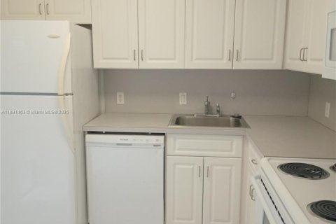 Copropriété à vendre à Aventura, Floride: 1 chambre, 68.84 m2 № 1946729 - photo 19