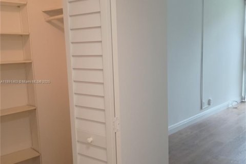 Copropriété à vendre à Aventura, Floride: 1 chambre, 68.84 m2 № 1946729 - photo 17