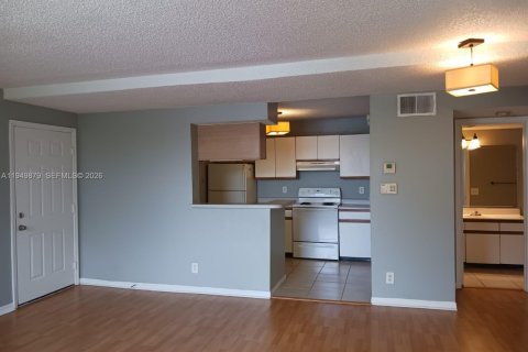 Copropriété à vendre à Pompano Beach, Floride: 1 chambre, 76.18 m2 № 2091351 - photo 24