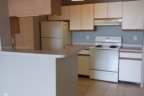 Copropriété à vendre à Pompano Beach, Floride: 1 chambre, 76.18 m2 № 2091351 - photo 21