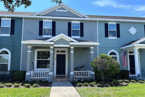 Townhouse in Groveland, Florida 3 bedrooms, 151.34 sq.m. № 1568935 - photo 1