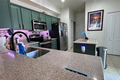 Townhouse in Groveland, Florida 3 bedrooms, 151.34 sq.m. № 1568935 - photo 5