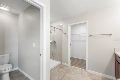 Villa ou maison à louer à Riverview, Floride: 5 chambres, 209.4 m2 № 2117319 - photo 9