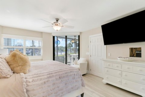 Condo in Juno Beach, Florida, 3 bedrooms  № 2250795 - photo 23