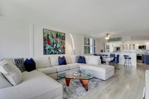 Condo in Juno Beach, Florida, 3 bedrooms  № 2250795 - photo 18