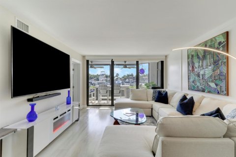 Condo in Juno Beach, Florida, 3 bedrooms  № 2250795 - photo 17