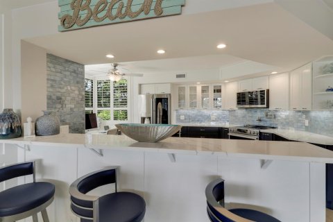 Condo in Juno Beach, Florida, 3 bedrooms  № 2250795 - photo 12