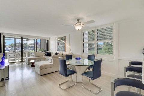 Condo in Juno Beach, Florida, 3 bedrooms  № 2250795 - photo 13