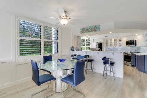 Condo in Juno Beach, Florida, 3 bedrooms  № 2250795 - photo 14