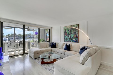 Condo in Juno Beach, Florida, 3 bedrooms  № 2250795 - photo 16