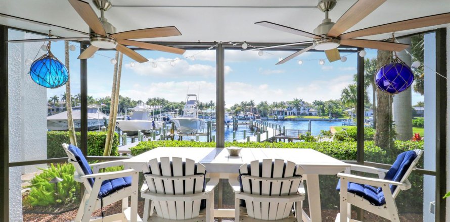Condo in Juno Beach, Florida, 3 bedrooms  № 2250795