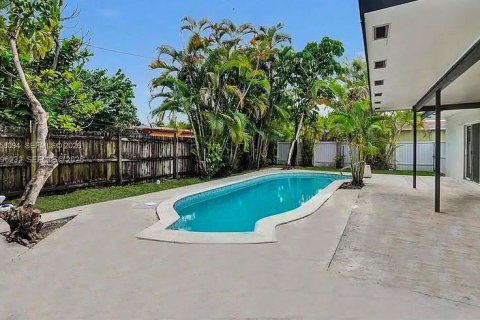 Villa ou maison à louer à Miami Gardens, Floride: 3 chambres № 2386981 - photo 8